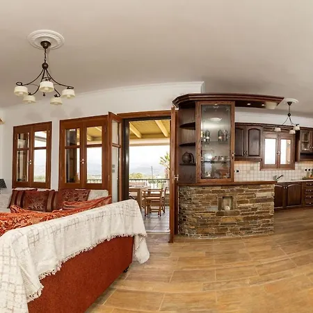 Billia Cheerful 4 Bedroom W Ocean View Holiday home
